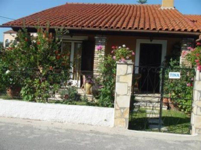 Villa Tina Acharavi  Exterior photo